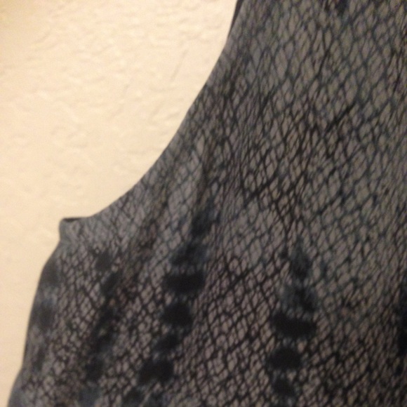 Eileen fisher silk top EUC size large - Picture 4 of 5